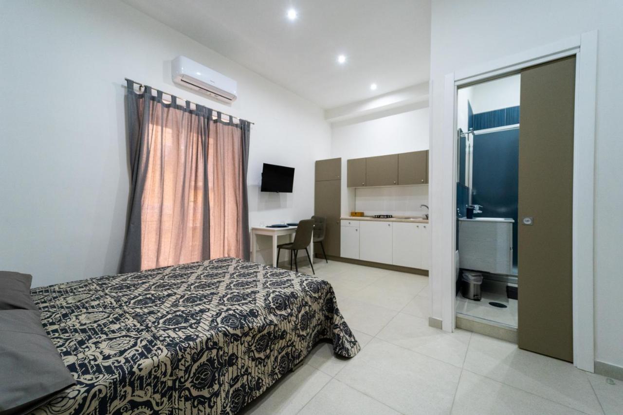 Отель Casa Romeo Napoli Экстерьер фото