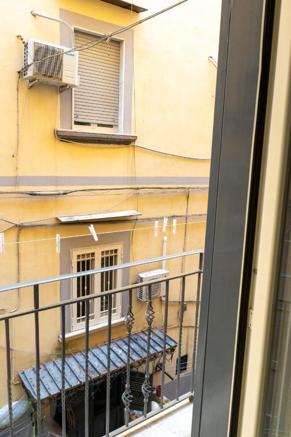 Отель Casa Romeo Napoli Экстерьер фото